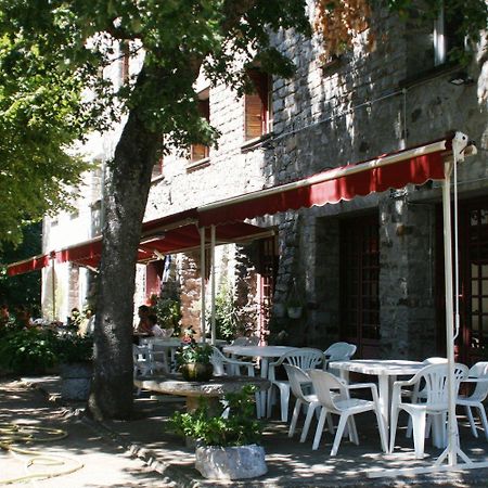 Hotel - Pub Le Petit Bosquet Santo-Pietro-di-Venaco Εξωτερικό φωτογραφία