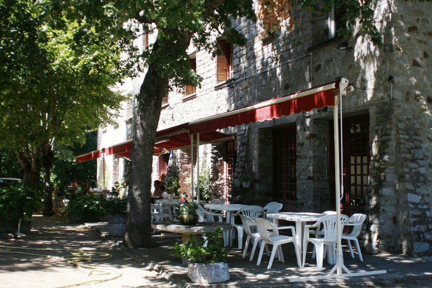 Hotel - Pub Le Petit Bosquet Santo-Pietro-di-Venaco Εξωτερικό φωτογραφία