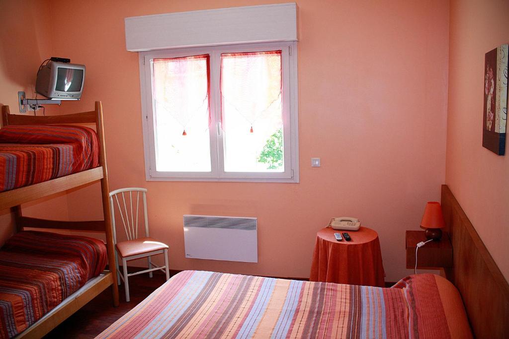 Hotel - Pub Le Petit Bosquet Santo-Pietro-di-Venaco Δωμάτιο φωτογραφία