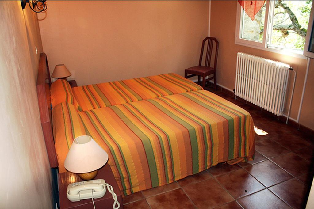 Hotel - Pub Le Petit Bosquet Santo-Pietro-di-Venaco Δωμάτιο φωτογραφία