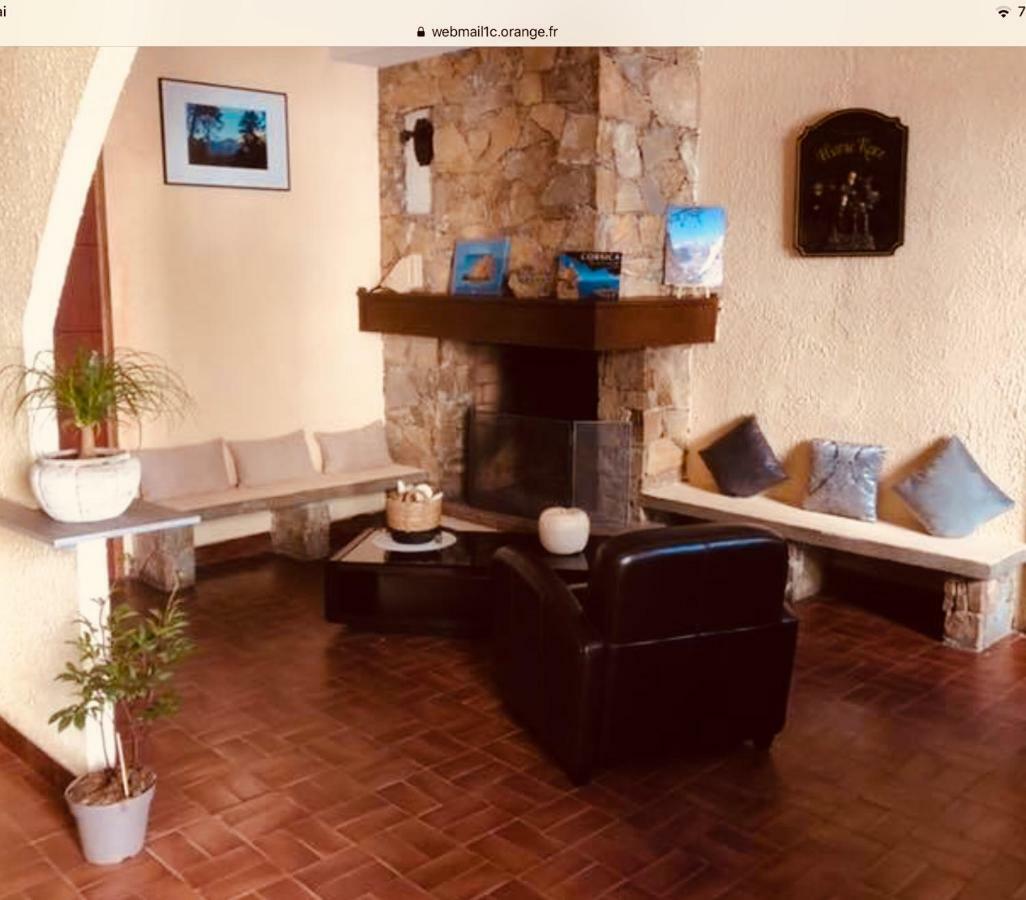 Hotel - Pub Le Petit Bosquet Santo-Pietro-di-Venaco Εξωτερικό φωτογραφία
